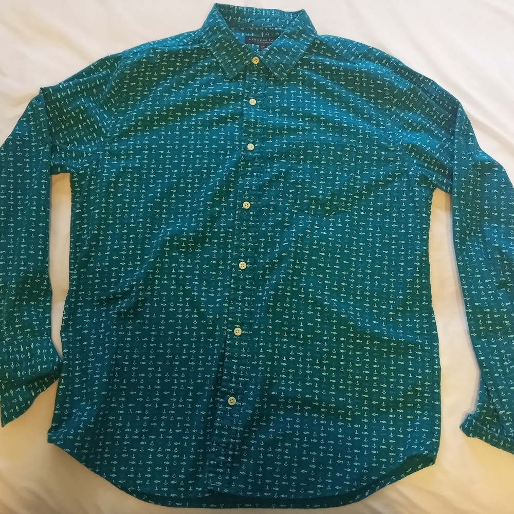 Aeropostale mens large button up shirt